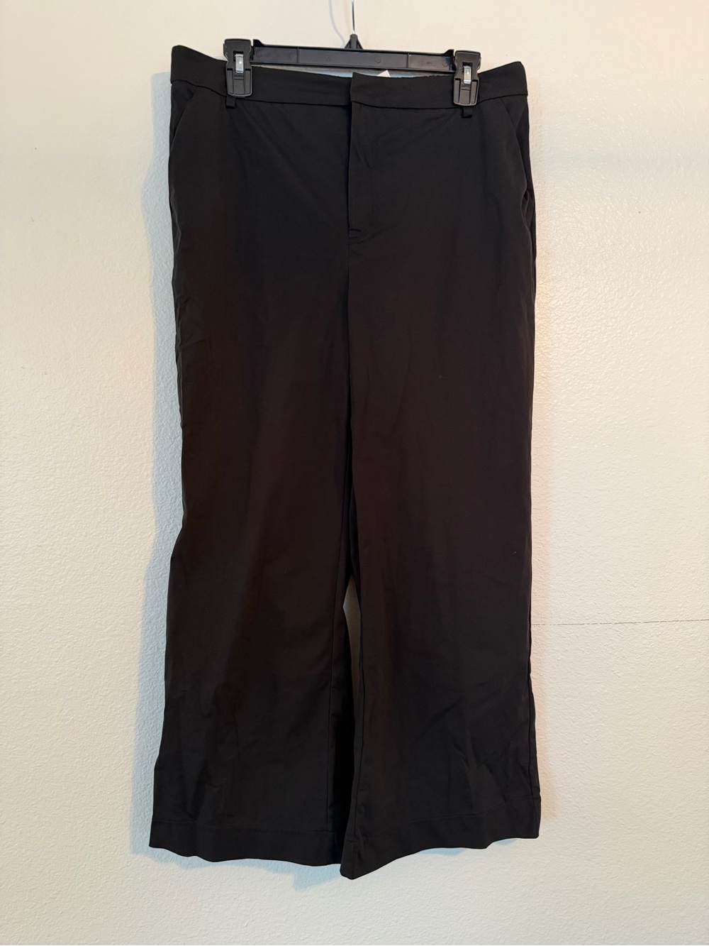 HALARA Black Wide-Leg Trousers with Belt Loops